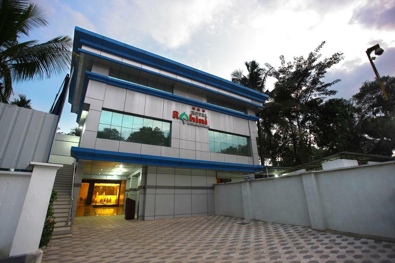 Kallār Hotel Rohini International المظهر الخارجي الصورة