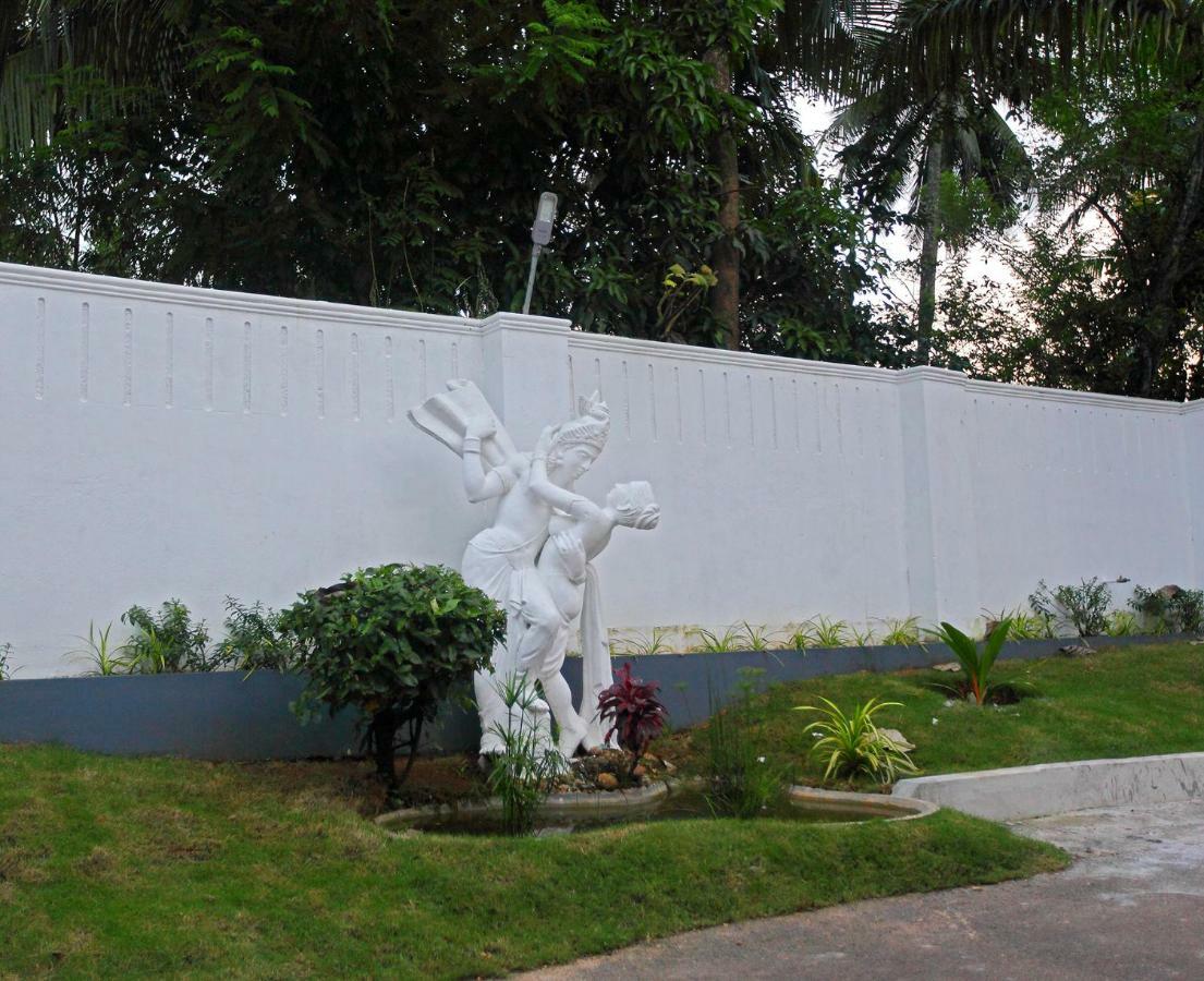 Kallār Hotel Rohini International المظهر الخارجي الصورة