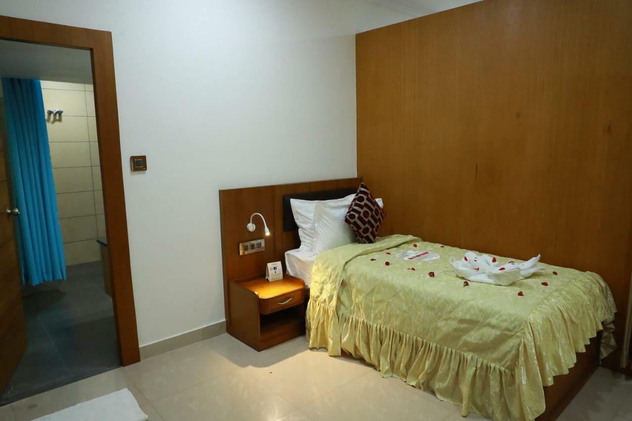 Kallār Hotel Rohini International المظهر الخارجي الصورة