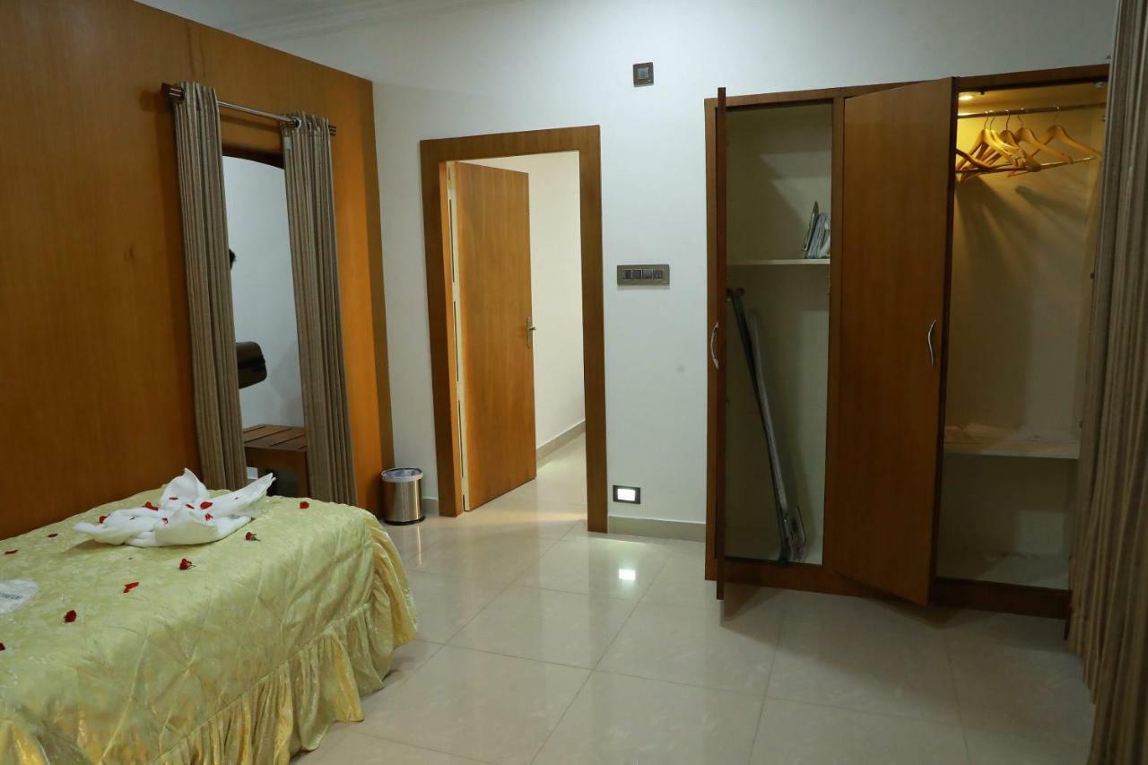 Kallār Hotel Rohini International المظهر الخارجي الصورة
