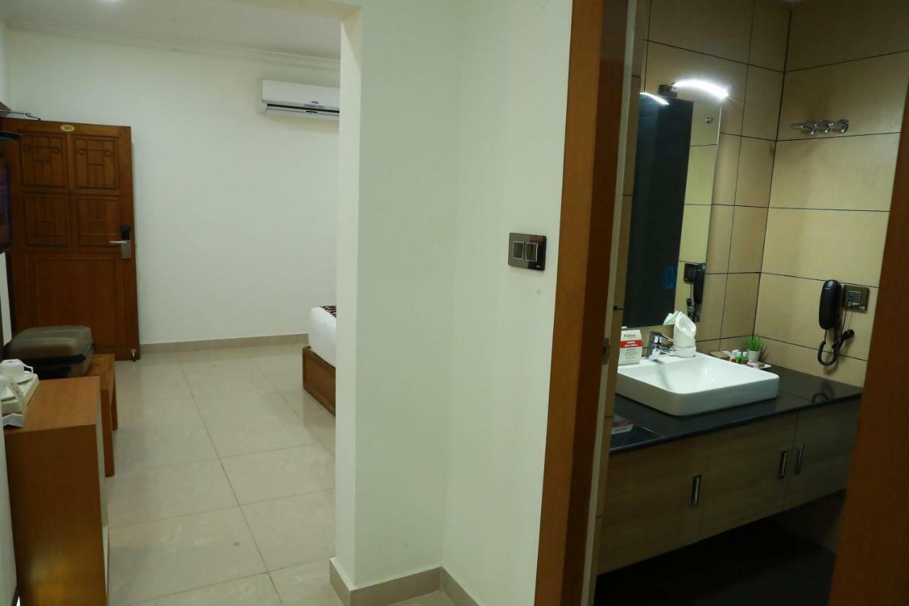 Kallār Hotel Rohini International المظهر الخارجي الصورة