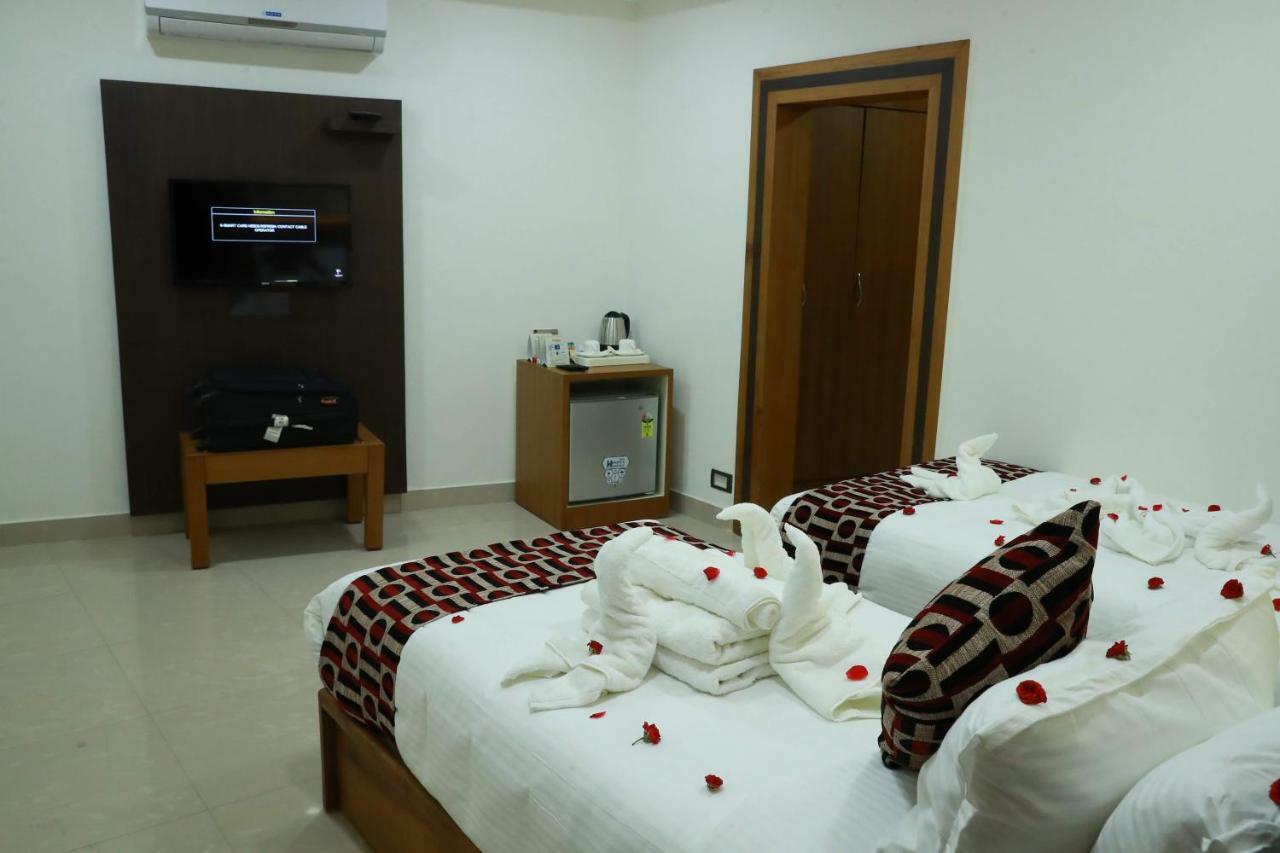 Kallār Hotel Rohini International المظهر الخارجي الصورة